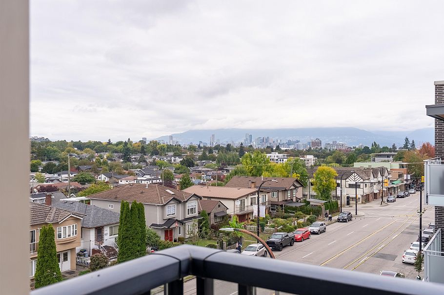 407 4550 Fraser Street Vancouver, BC - 18