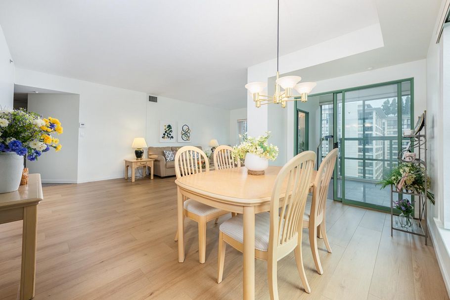 1903 909 Burrard Street Vancouver, BC - 10