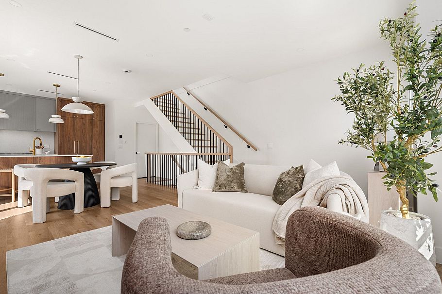 SL 1 2333 E 54th Avenue Vancouver, BC - 8