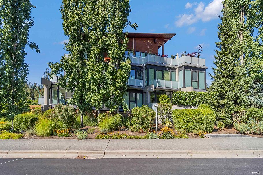 201 650 Evergreen Place North Vancouver, BC - 34