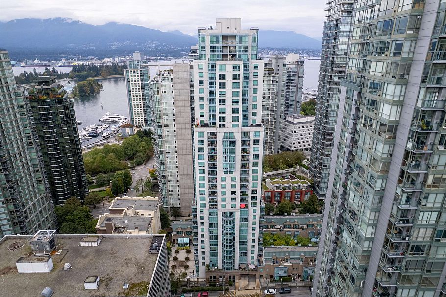 1903 1238 Melville Street Vancouver, BC - 1
