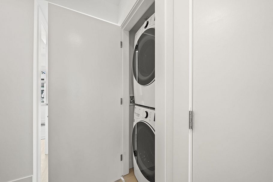 225 1010 W 47th Avenue Vancouver, BC - 15