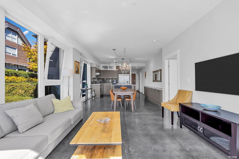 201 650 Evergreen Place North Vancouver, BC - 11