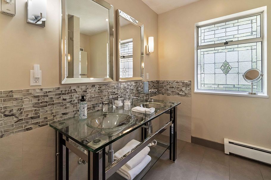 4106 Staulo Crescent Vancouver, BC - 27