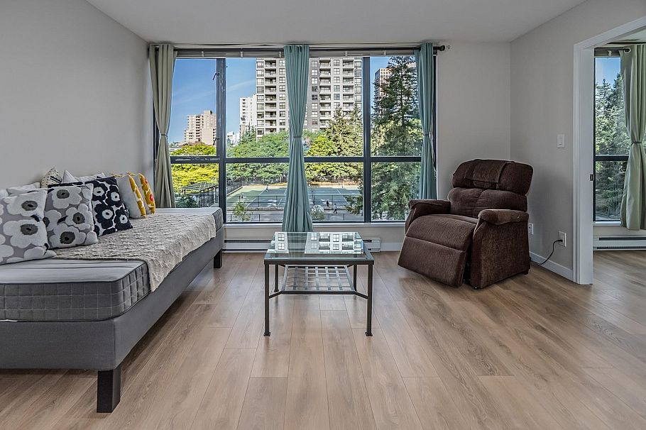 406 5288 Melbourne Street Vancouver, BC - 3