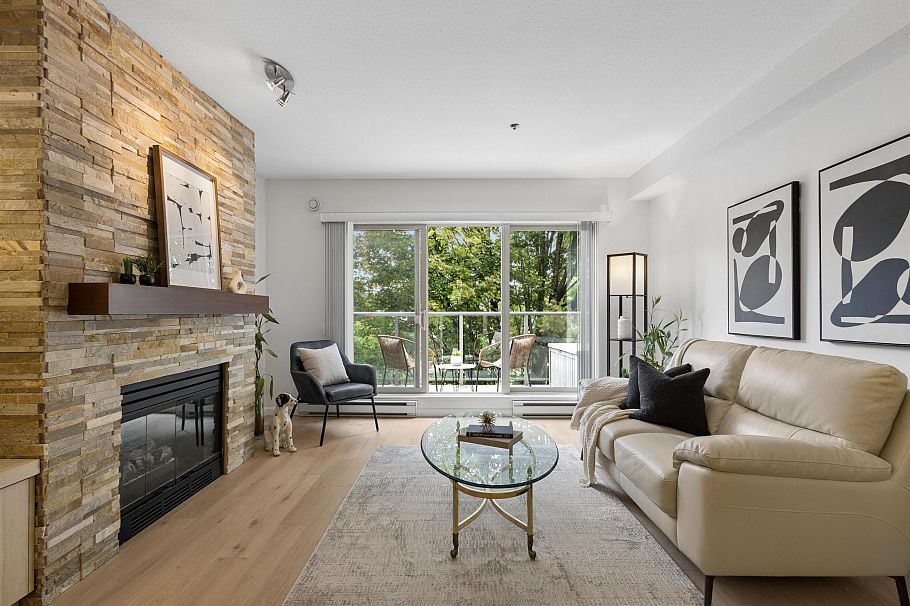 305 980 W 21st Avenue Vancouver, BC - 1