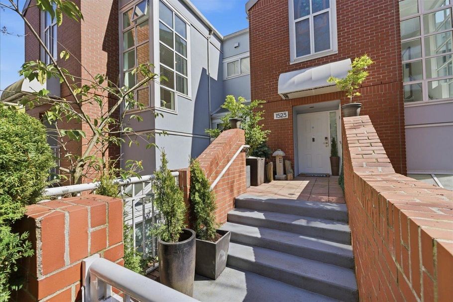 1523 Mariner Walk Vancouver, BC - 30