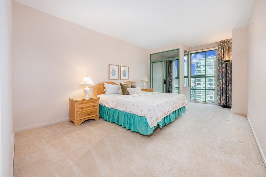1903 909 Burrard Street Vancouver, BC - 21