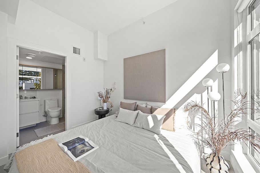 225 1010 W 47th Avenue Vancouver, BC - 18