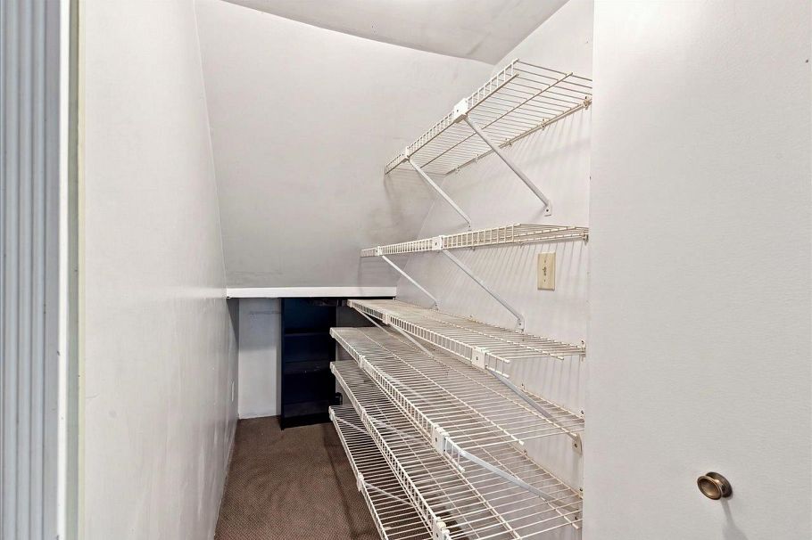 1 1176 W 15th Avenue Vancouver, BC - 17