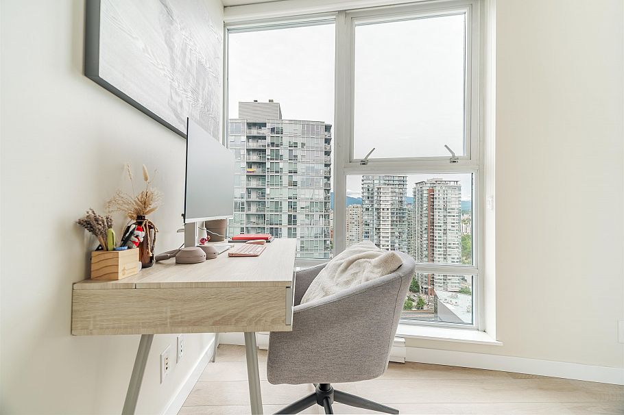 2308 111 W Georgia Street Vancouver, BC - 12
