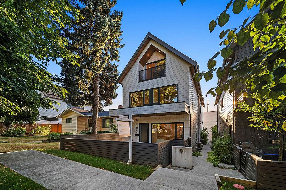 5405 Wales Street Vancouver, BC - 1