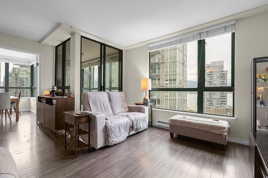 1903 1238 Melville Street Vancouver, BC - 21
