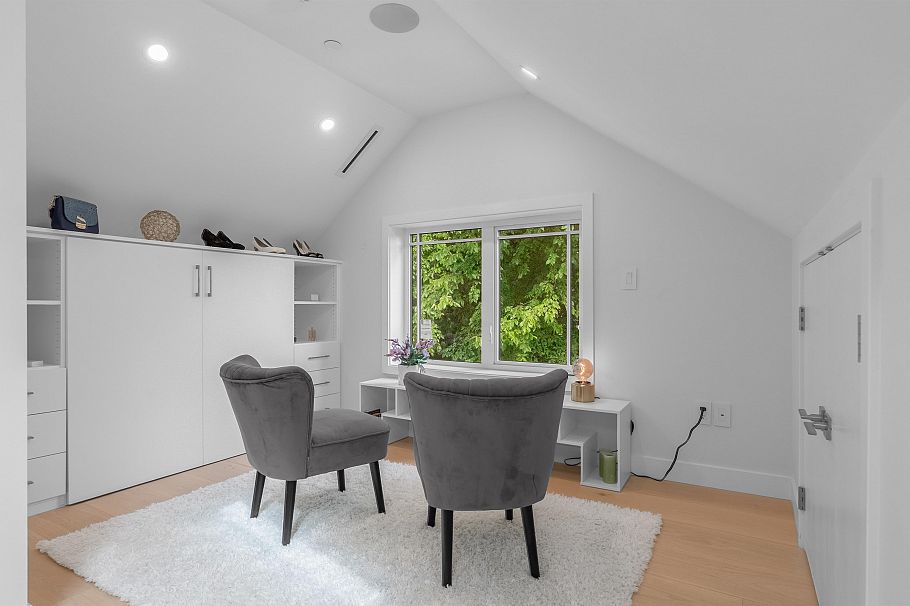 A 3672 W 1st Avenue Vancouver, BC - 21