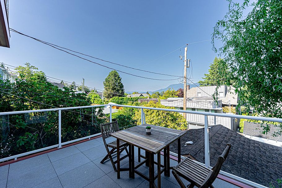 4327 Locarno Crescent Vancouver, BC - 13