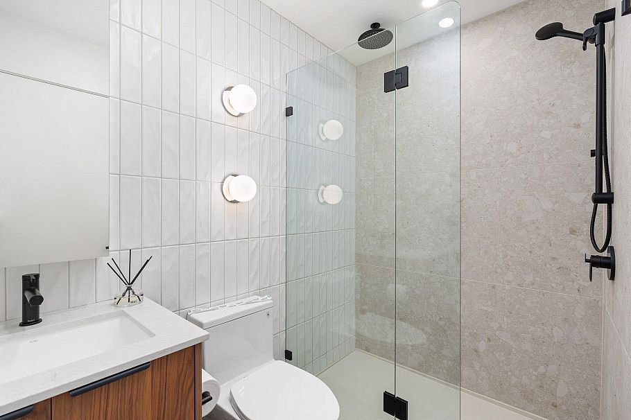 SL 4 2333 E 54th Avenue Vancouver, BC - 37