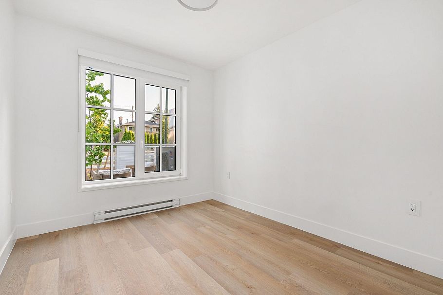 SL 1 2333 E 54th Avenue Vancouver, BC - 36