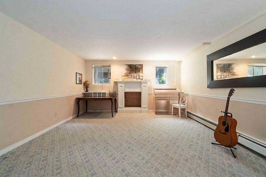4106 Staulo Crescent Vancouver, BC - 30