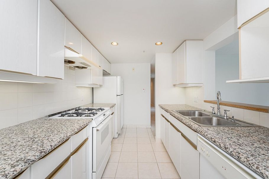 405 688 Fairchild Road Vancouver, BC - 16
