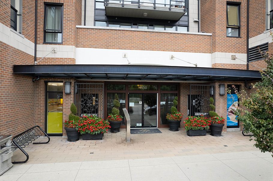 407 4550 Fraser Street Vancouver, BC - 34