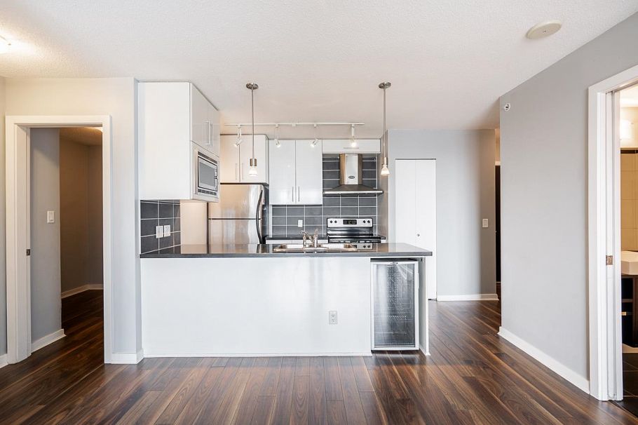 1203 689 Abbott Street Vancouver, BC - 5