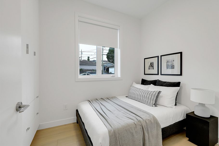 1 3183 Graveley Street Vancouver, BC - 19