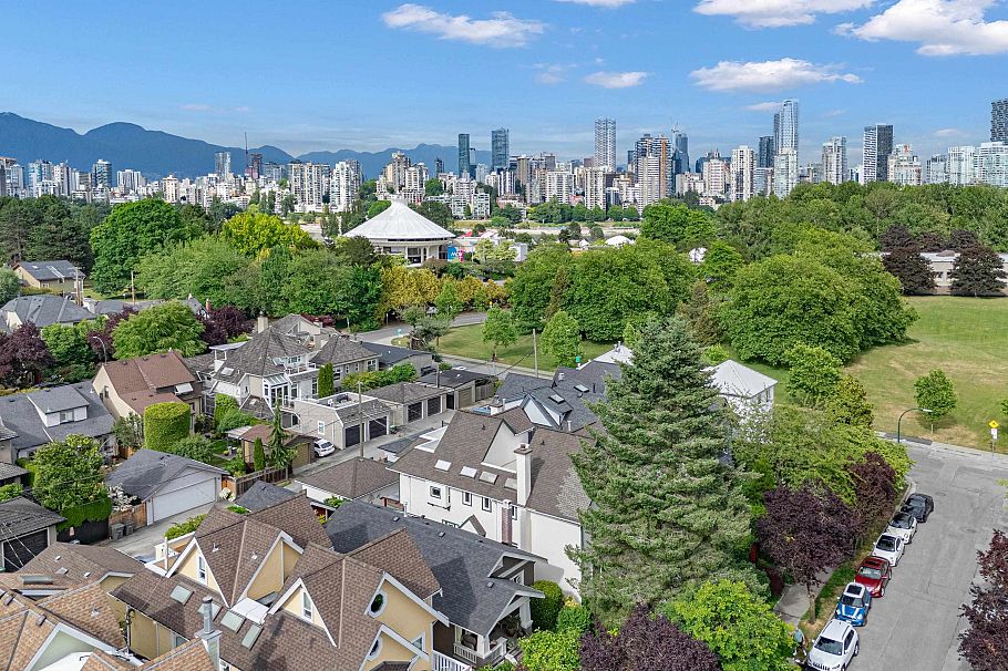 1823 Creelman Avenue Vancouver, BC - 8
