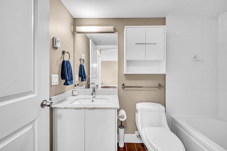 211 4338 Commercial Street Vancouver, BC - 30