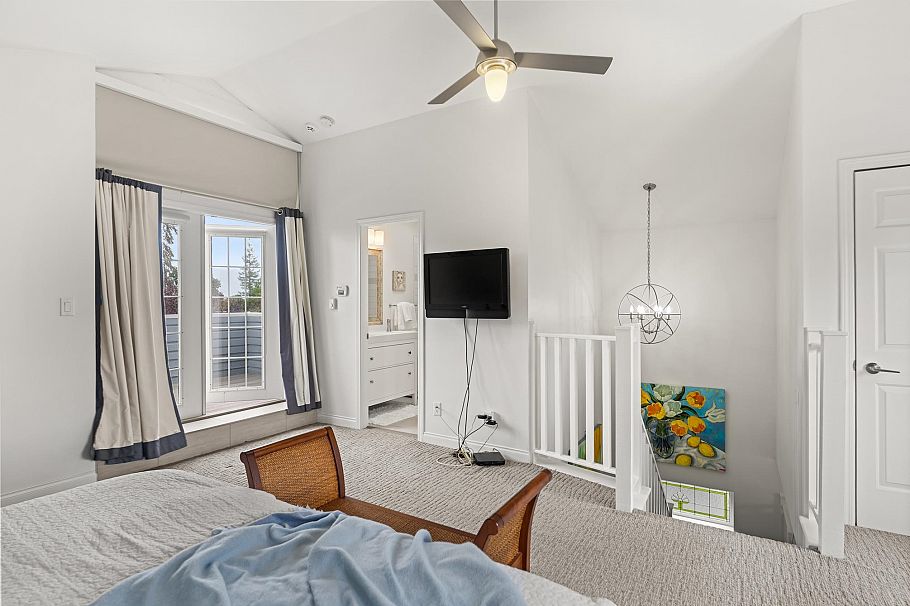 4468 W 14th Avenue Vancouver, BC - 19