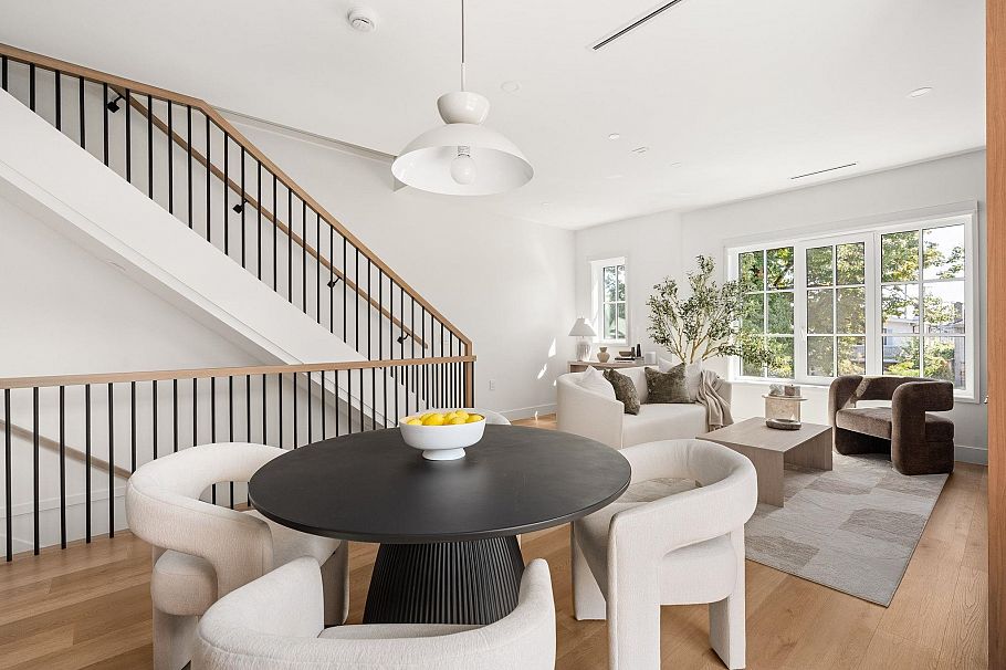 SL 1 2333 E 54th Avenue Vancouver, BC - 3