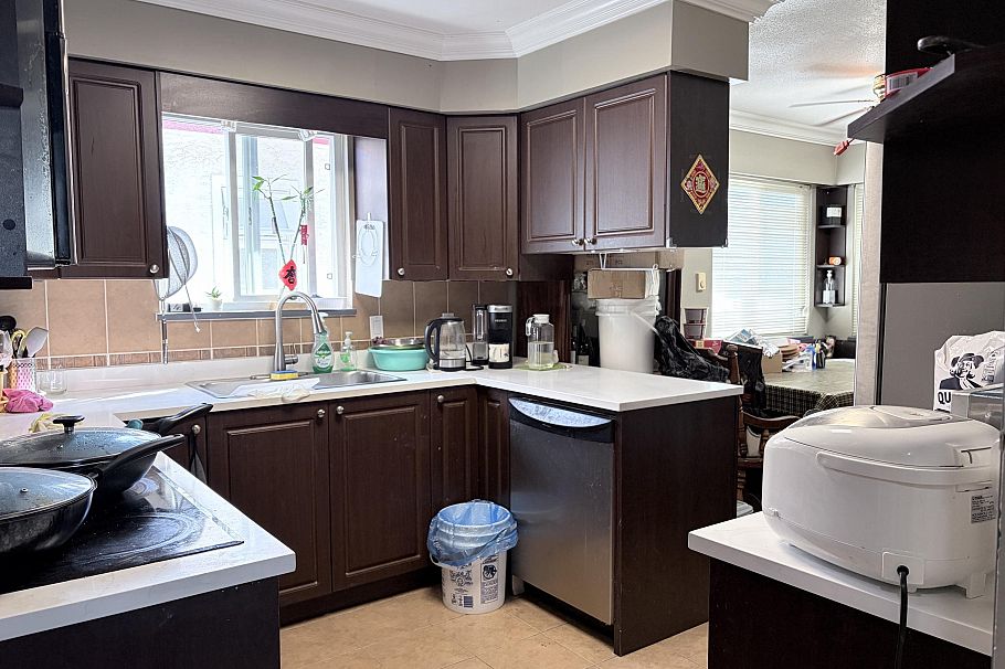 1031 Boundary Road Vancouver, BC - 5