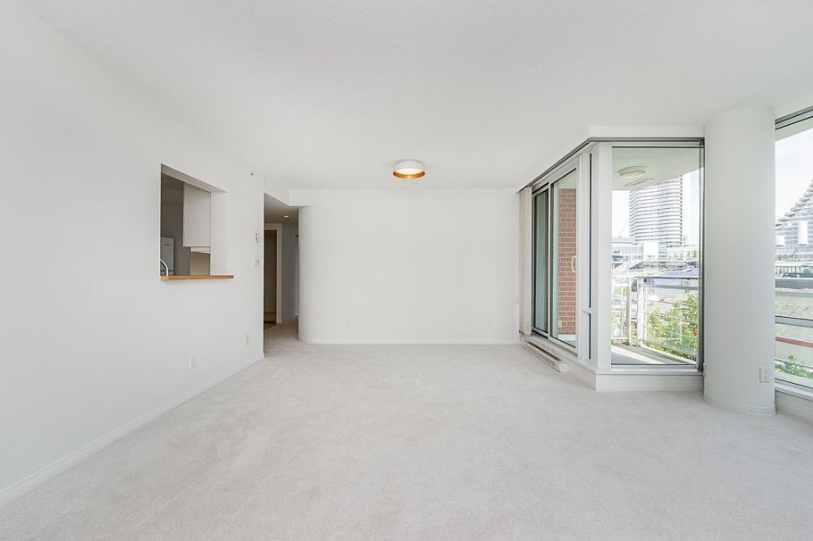 405 688 Fairchild Road Vancouver, BC - 11