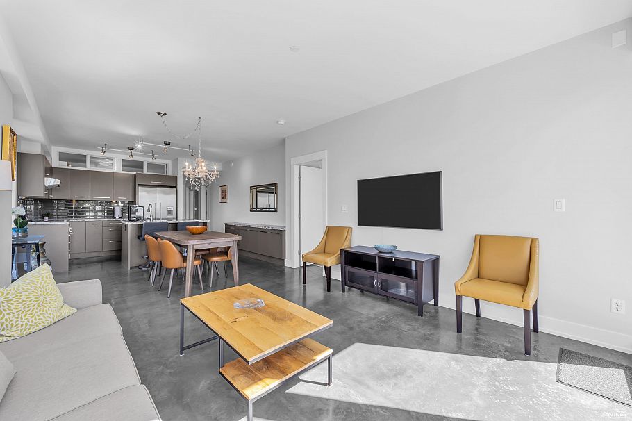 201 650 Evergreen Place North Vancouver, BC - 12