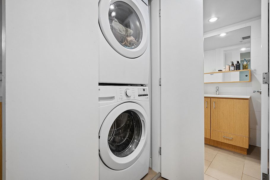 108 221 E 3rd Street North Vancouver, BC - 14