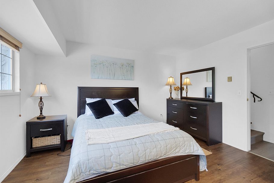 108 216 E 6th Street North Vancouver, BC - 20
