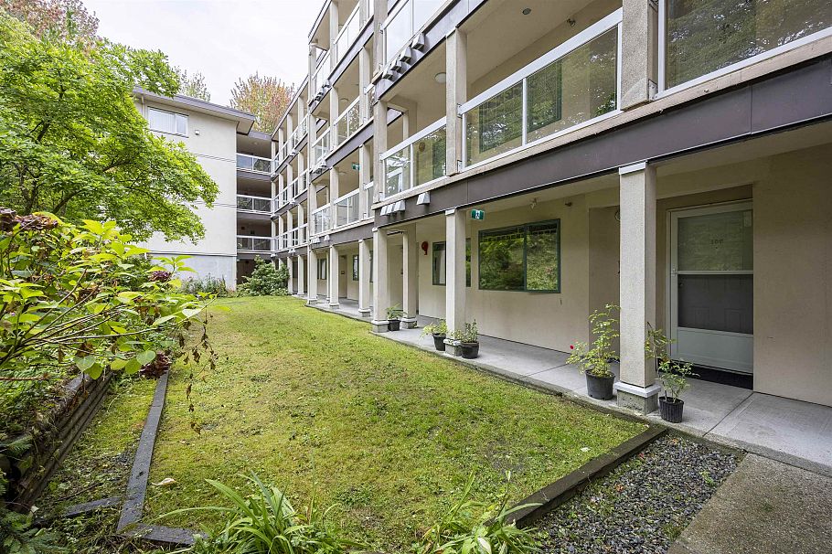 208 2677 Broadway Street Vancouver, BC - 11