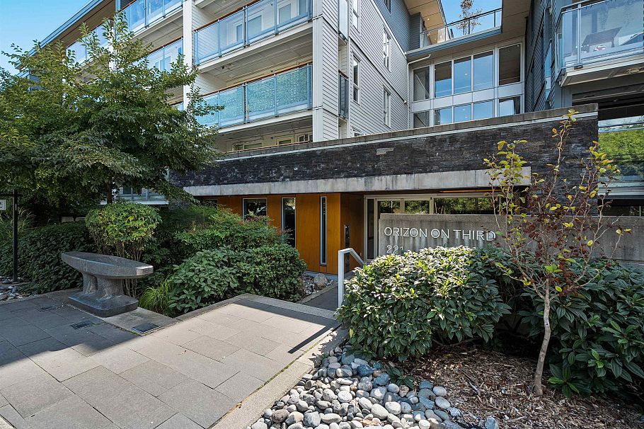108 221 E 3rd Street North Vancouver, BC - 26