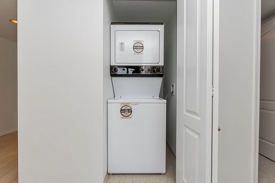 405 688 Fairchild Road Vancouver, BC - 29