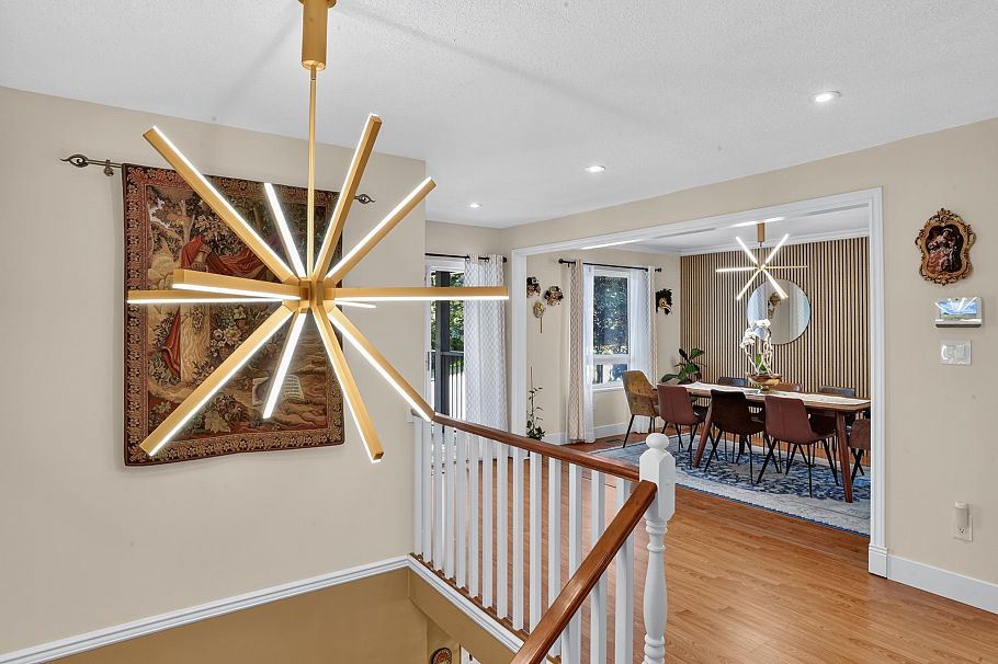 2322 Kirkstone Road North Vancouver, BC - 6