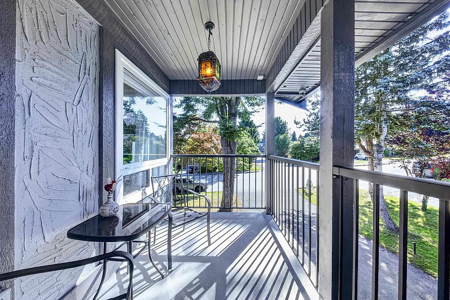 2322 Kirkstone Road North Vancouver, BC - 25
