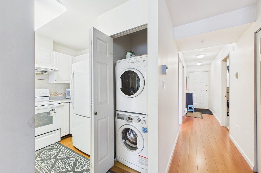 208 2677 Broadway Street Vancouver, BC - 21