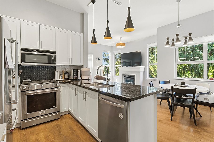 2408 4625 Valley Drive Vancouver, BC - 1