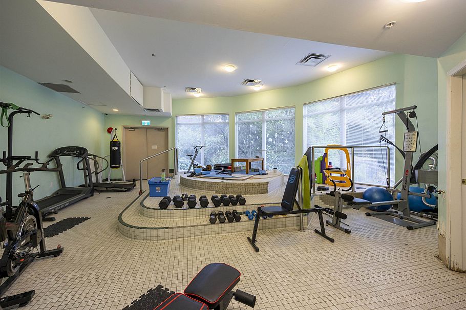208 2677 Broadway Street Vancouver, BC - 5