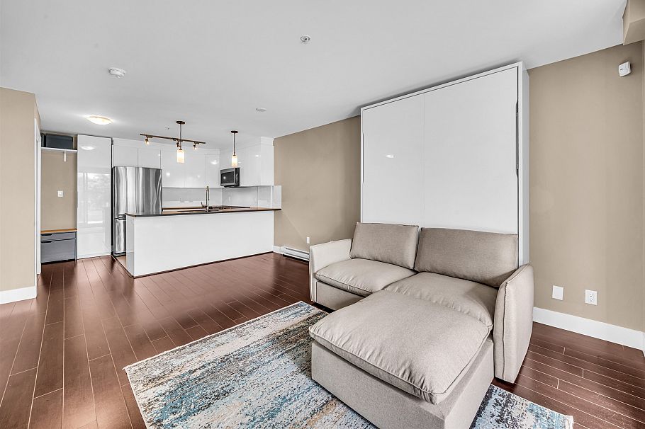211 4338 Commercial Street Vancouver, BC - 25