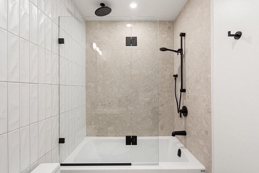 SL 4 2333 E 54th Avenue Vancouver, BC - 27