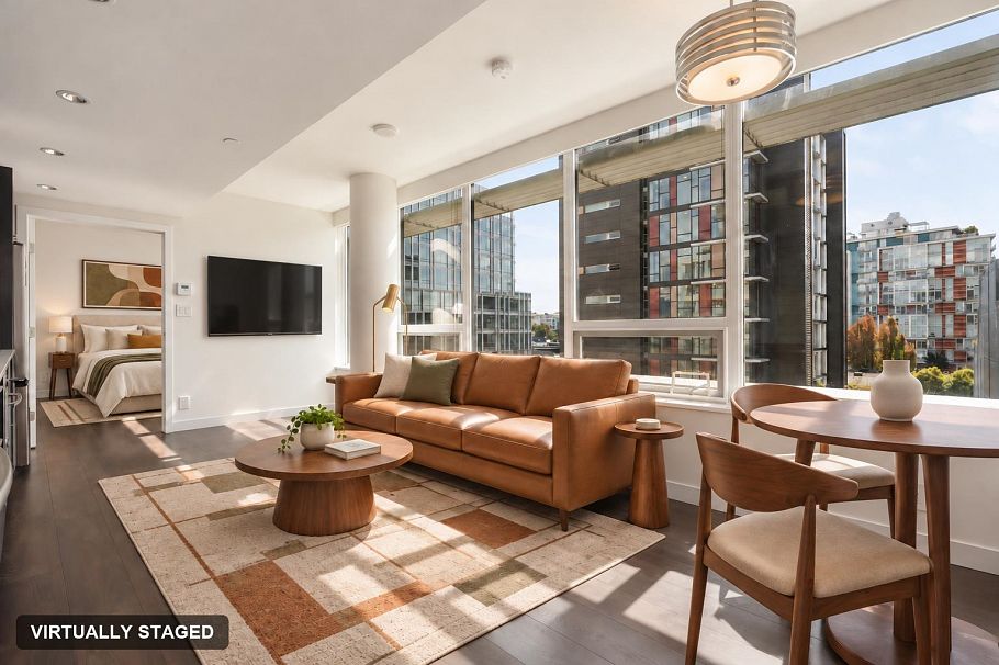608 161 E 1st Avenue Vancouver, BC - 2