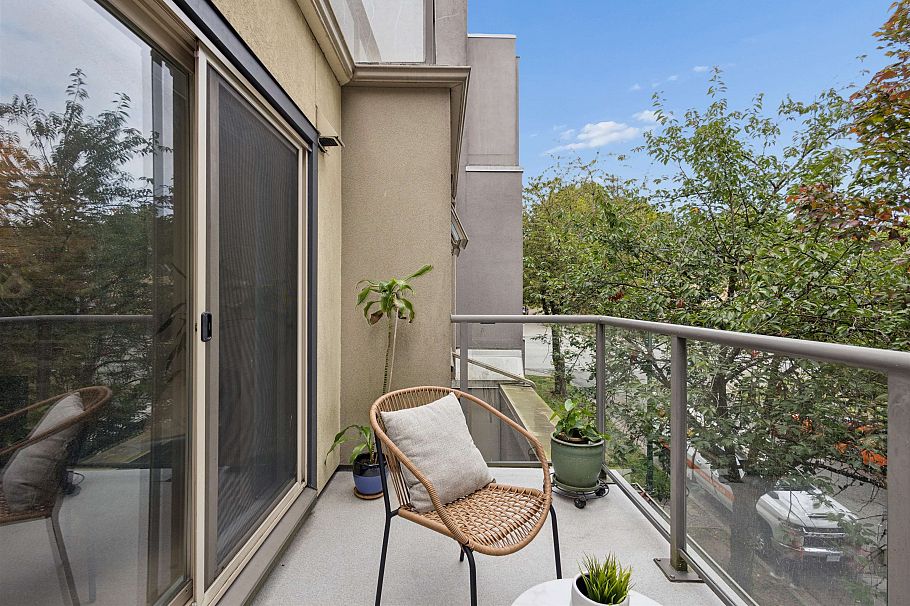 305 980 W 21st Avenue Vancouver, BC - 23
