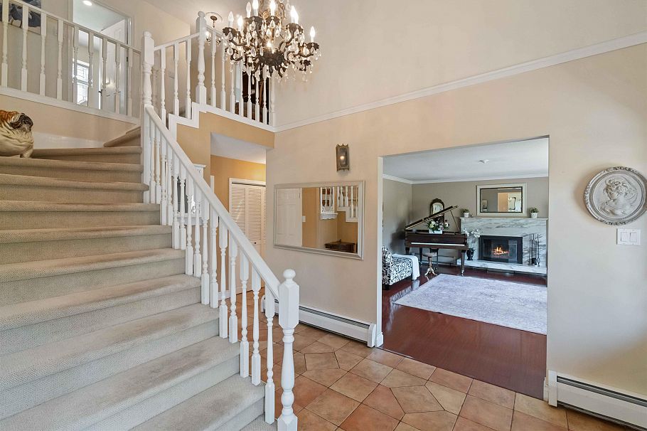 4106 Staulo Crescent Vancouver, BC - 8
