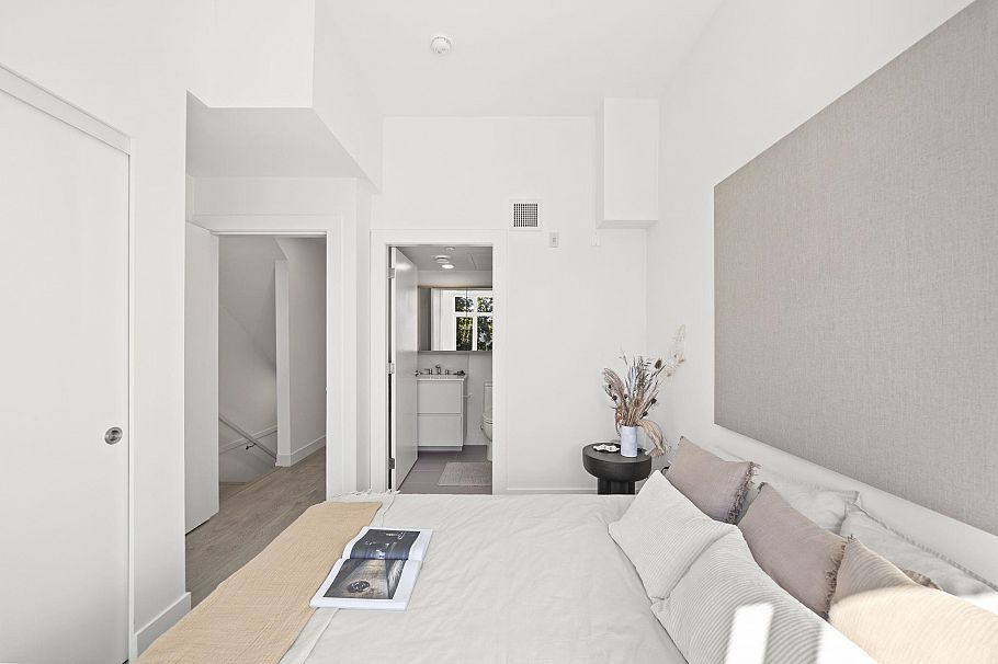 225 1010 W 47th Avenue Vancouver, BC - 19