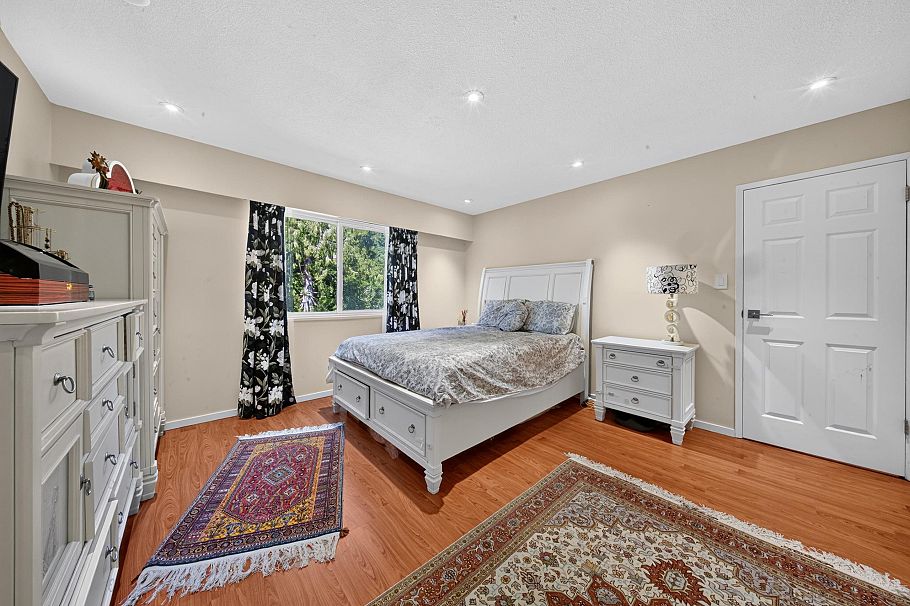 2322 Kirkstone Road North Vancouver, BC - 18
